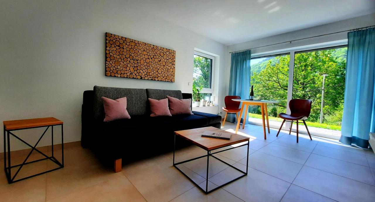 Ferienappartement Am Slevogtweg Leinsweiler Exterior photo
